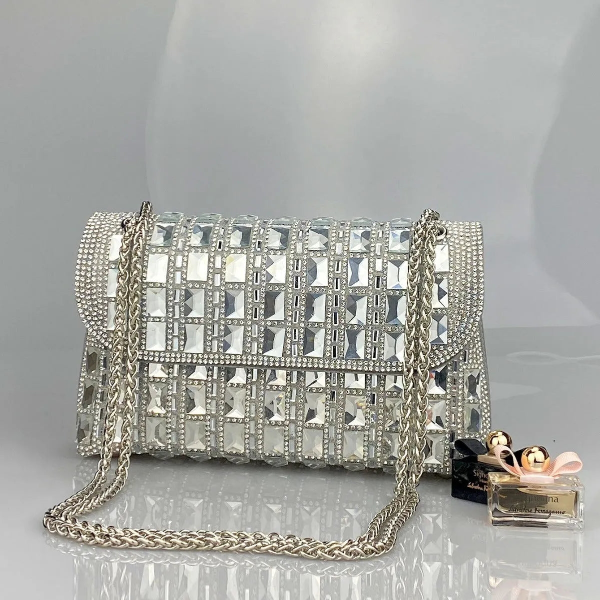 Shiny glass rhinestone chain clutch in horizontal square PU shape with black colour and open pocket