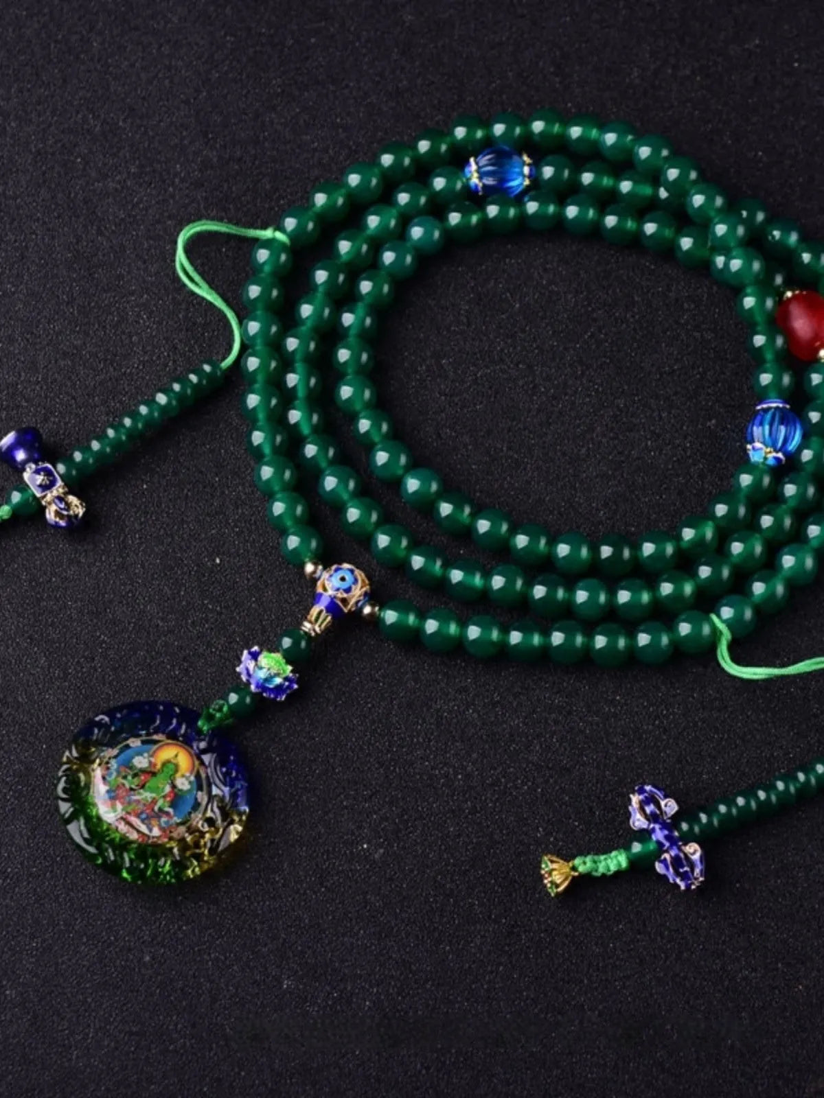 Handmade natural green agate multi-circle bracelet with Thangka pendant and certificate