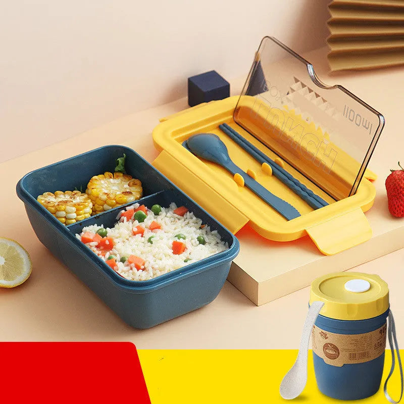 Four-layer partitioned bento lunch box in Nordic style with green plastic construction