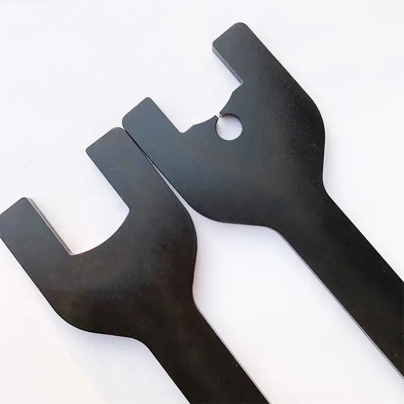 Land Rover fan support wrench set showing 36mm and 40mm alloy steel spanners for automotive repair