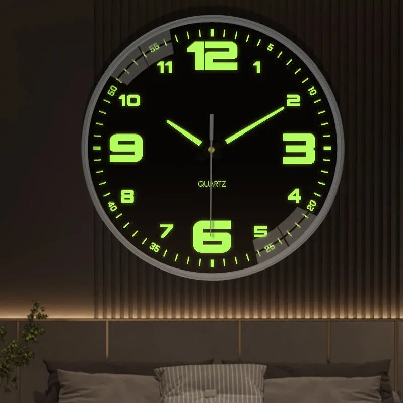 8 inch 20cm luminous wall clock in modern style with plastic construction