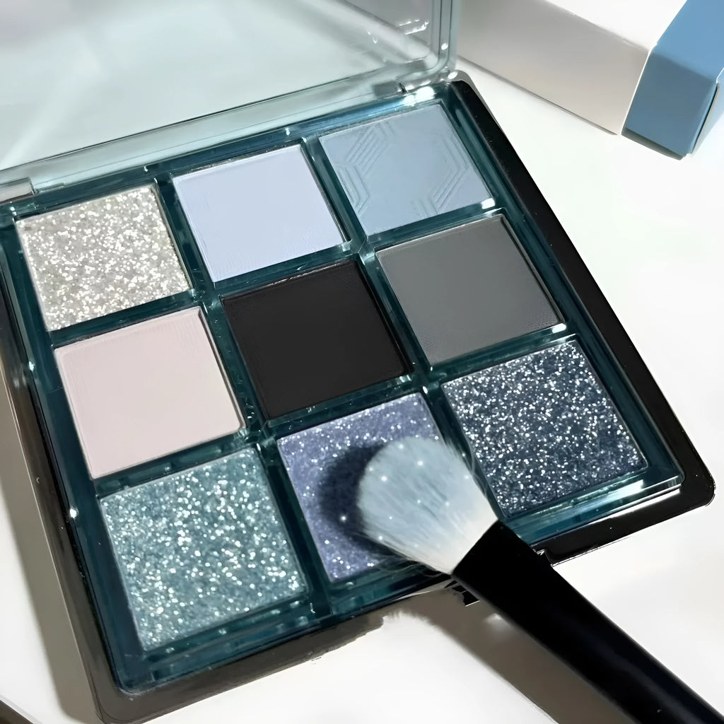 MUGELEEN nine-colour eye shadow plate with blue smoked shades and matte shimmer finishes