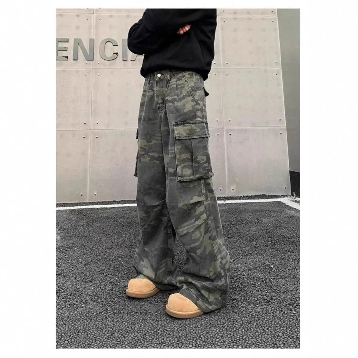 Korean style washed camouflage cargo pants with multiple pockets in cotton blend fabric