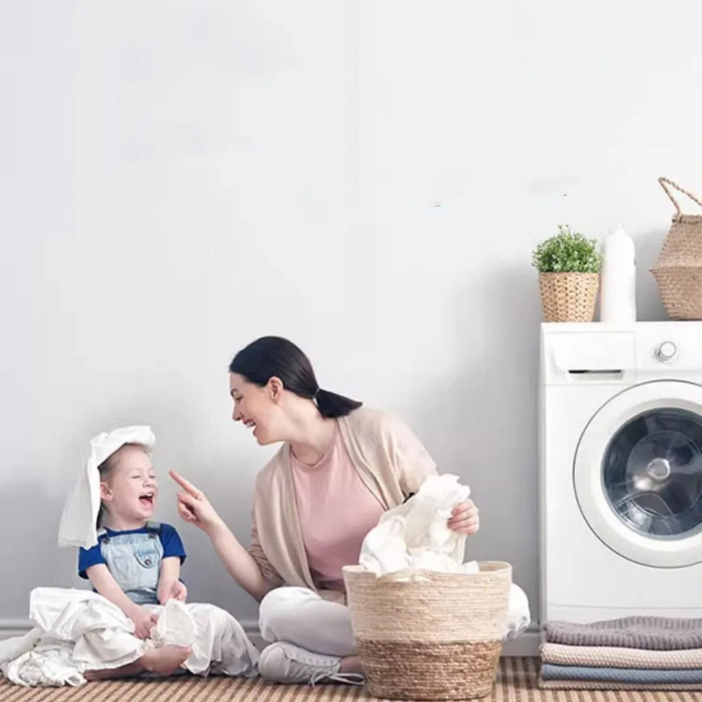 Bottle of Strong Decontamination Salt Fizzer Active Oxygen Bleaching Powder, 400g net content, for laundry stain removal.