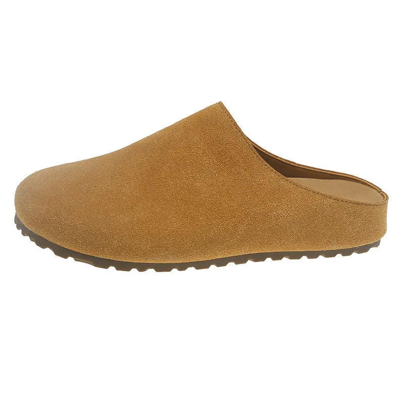 Square-toe Korean style summer slippers in soft microfiber with slip-on design