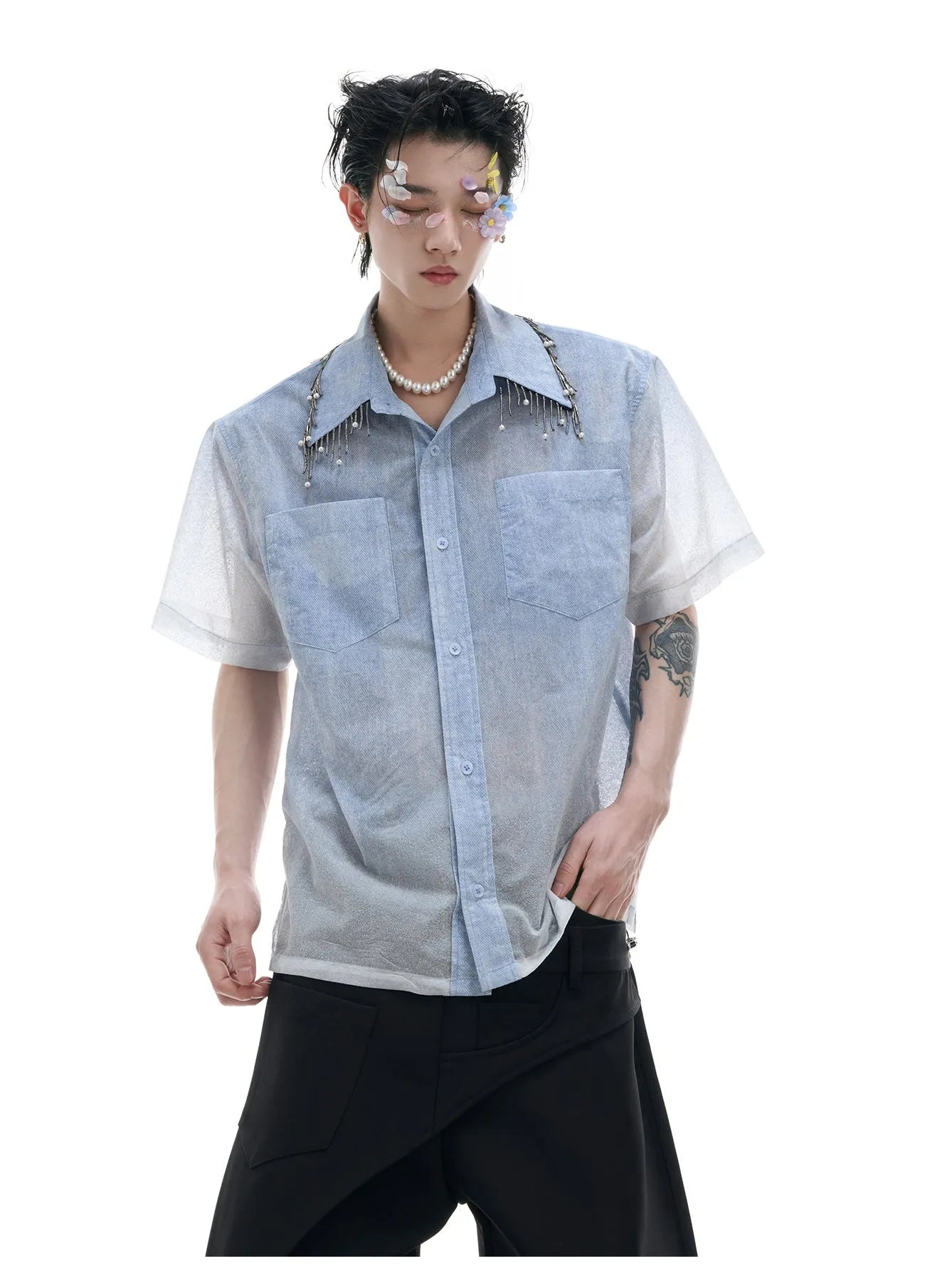 Men's blue and white gradient loose fit short sleeve shirt with quilted texture