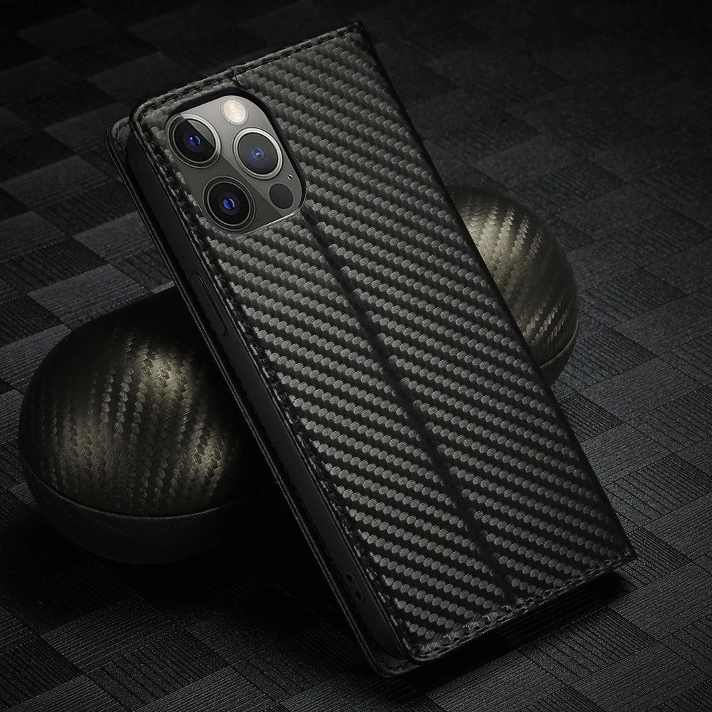PU TPU handmade carbon fibre magnetic flip phone case in horizontal colour for iPhone