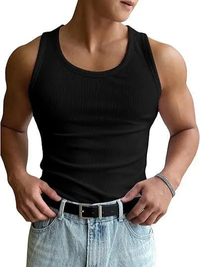 Men's tight black workout T-shirt with wool lining and round neck for sports training