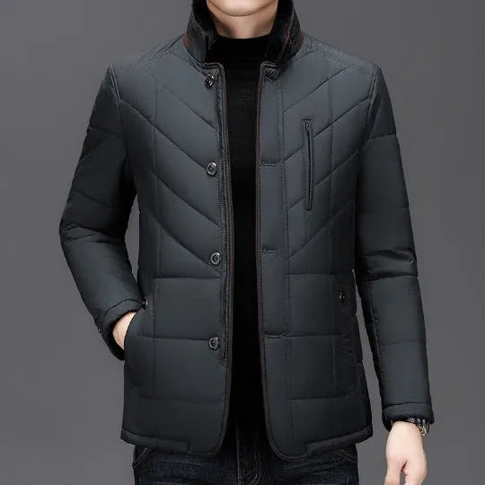 Men's winter padded coat in polyester with cotton filler and side seam pockets