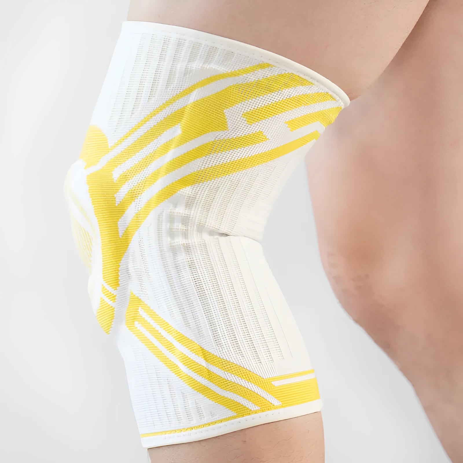 Blue high elasticity cotton knee pad for basketball and running sports.