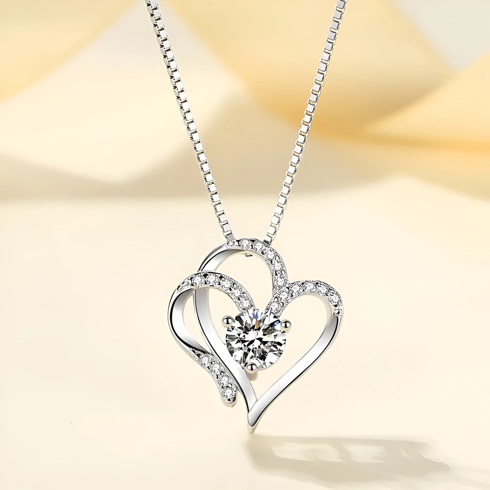 Women's heart-shaped necklace in 925 silver with rose gold, white gold, and yellow gold colour options