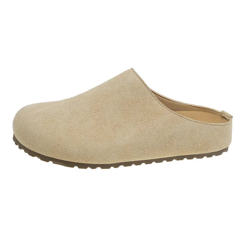 Square-toe Korean style summer slippers in soft microfiber with slip-on design