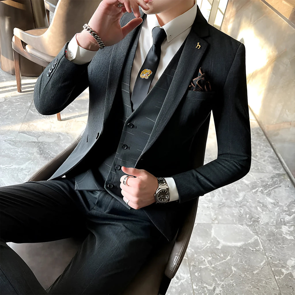 Men's slim fit business formal suit set in black or dark grey cotton blend fabric