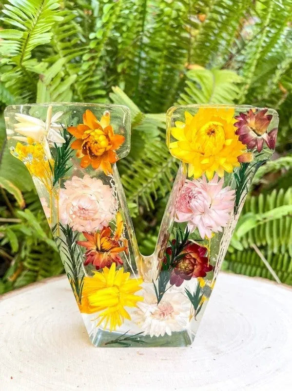 Transparent resin night light with letter flower design in modern simplicity style