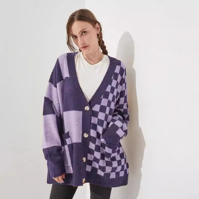 Loose fit polyester knitwear cardigan in grey colour with regular sleeves