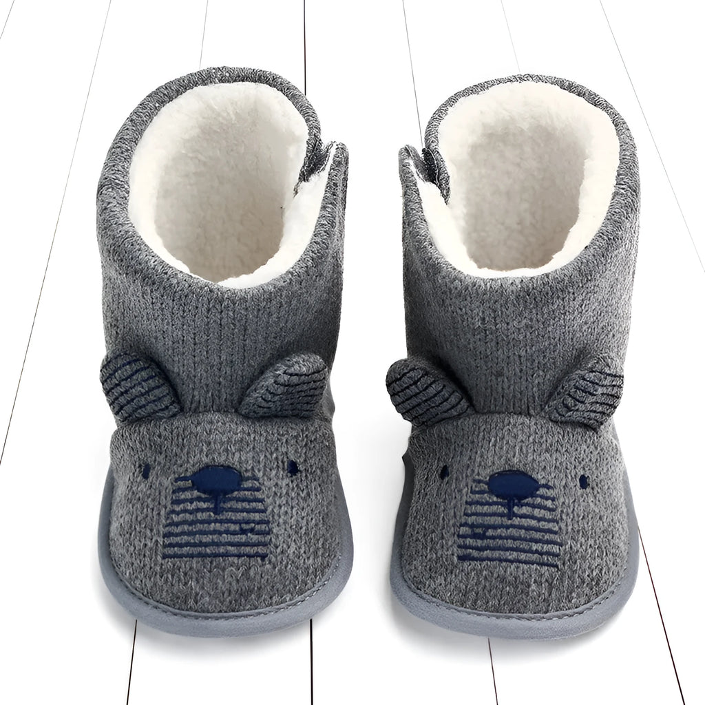Baby winter high-top cotton shoes with Velcro fastening in white, embroidered detail