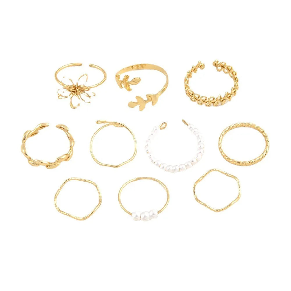 Women's openwork flower ring in gold colour J0656 with glossy electroplated finish and floral detailing