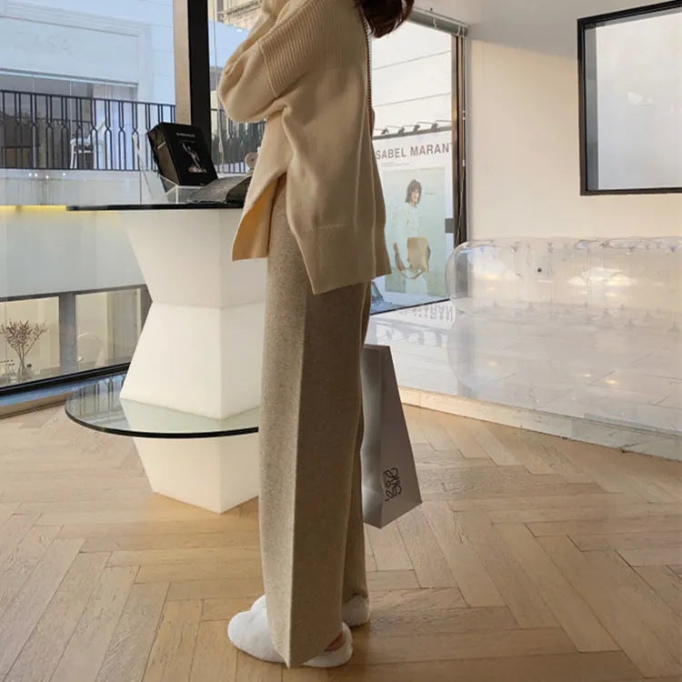 Women's high-waisted wide-leg knitting trousers in thick acrylic fabric for autumn winter casual wear