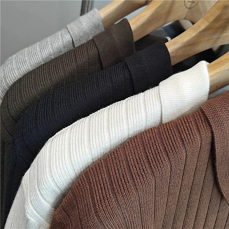 Men's rabbit fur modal knitted pullover sweater in loose fit with long sleeves