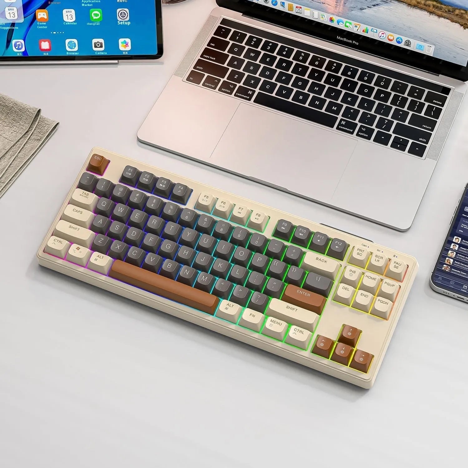 Free Wolf M87 wireless Bluetooth dual-mode mechanical feeling keyboard on a desk