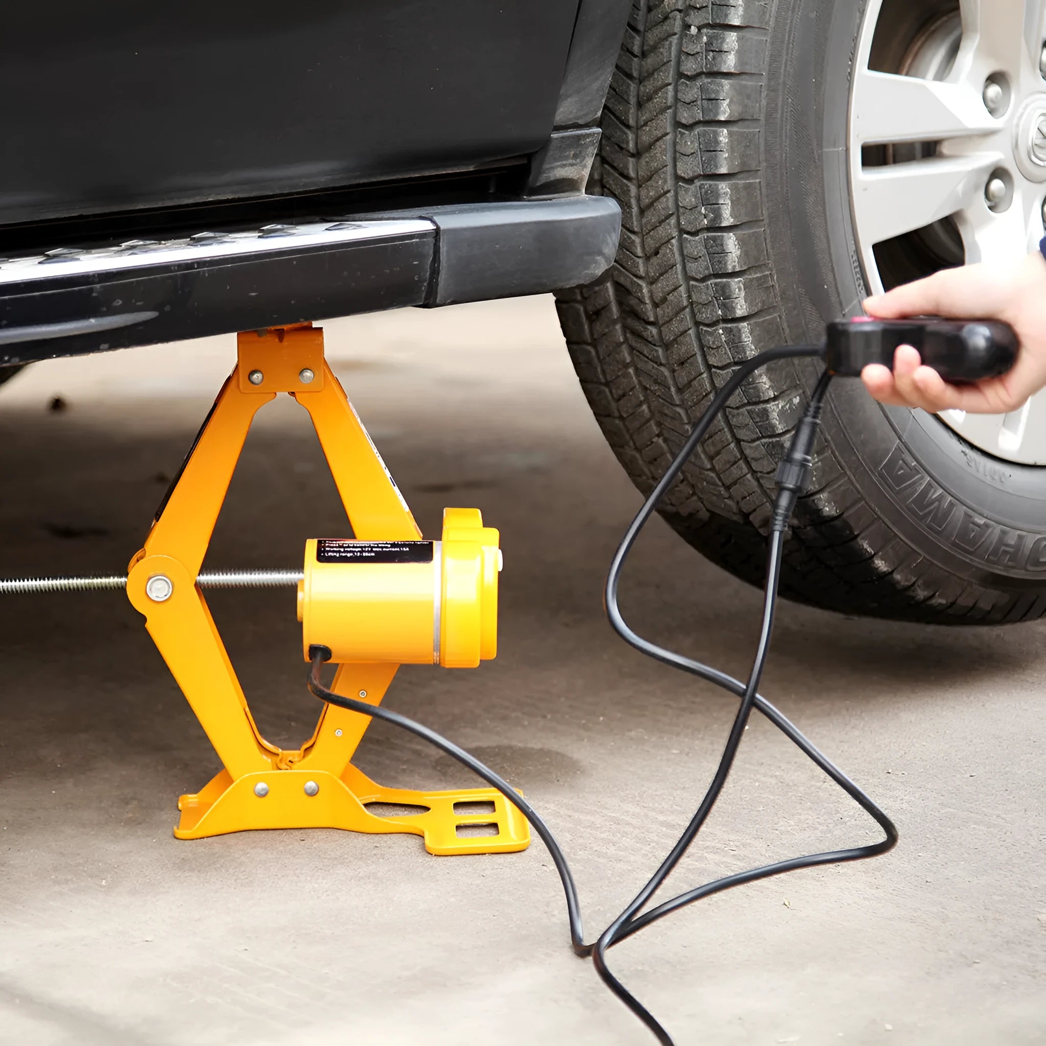 TY002 style electric hydraulic jack kit with 2-tonne capacity and 120-350mm height range
