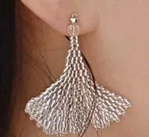 Handmade glass bead woven earrings leaf shape tulip Korean style for women
