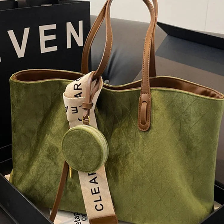 Large polyester shoulder tote bag in horizontal square shape with zipped compartment and sandwich pocket