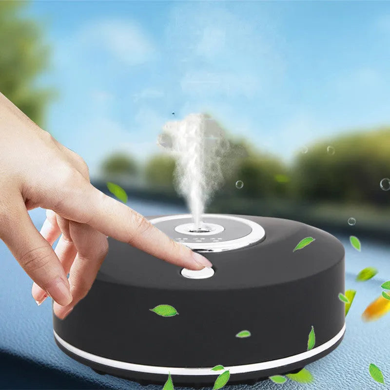 USB-powered car air freshener diffuser in black plastic with anti-slip pad for dashboard mounting