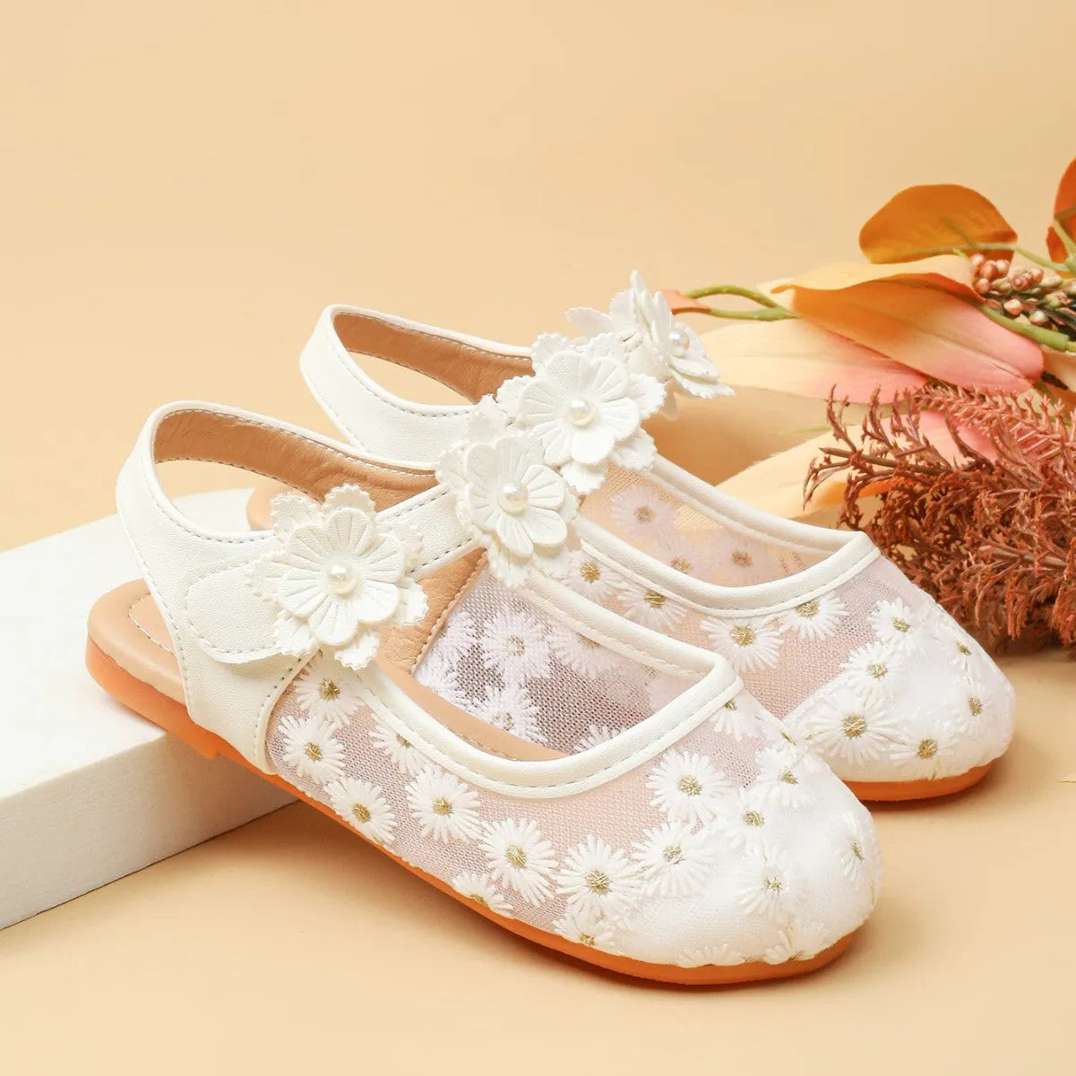 Girls white flat bottom PU leather mesh comfort shoes with floral design and Velcro closure, size 20-36