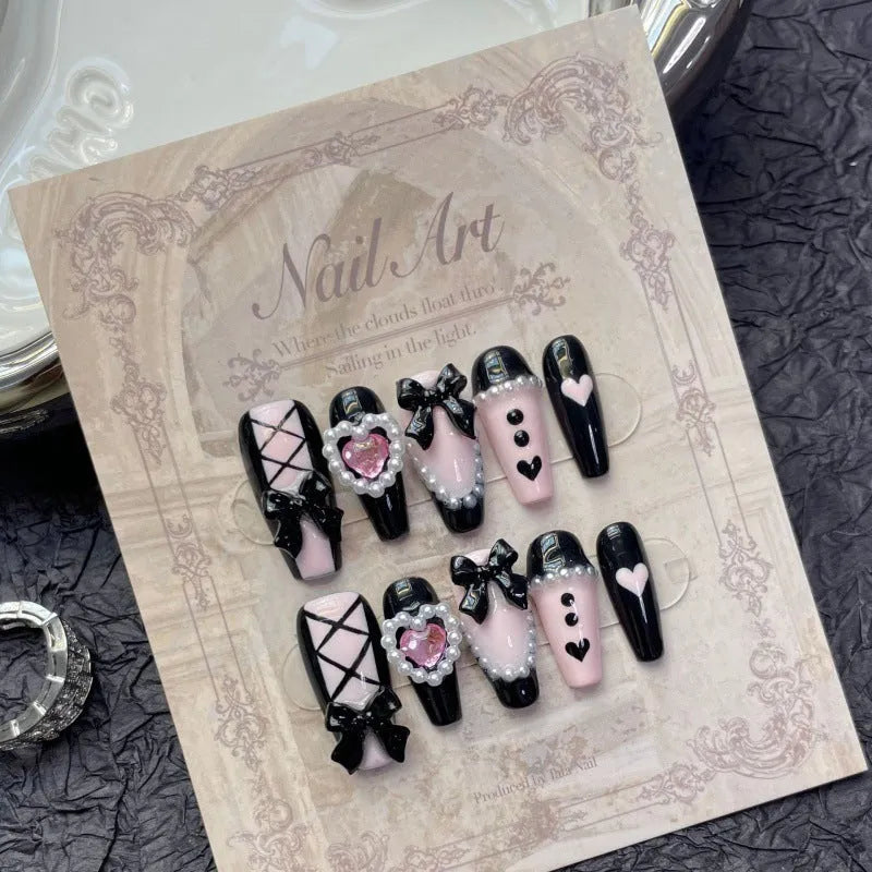 Black and pink heart hand-painted detachable manicure set with bow design in four sizes XS S M L